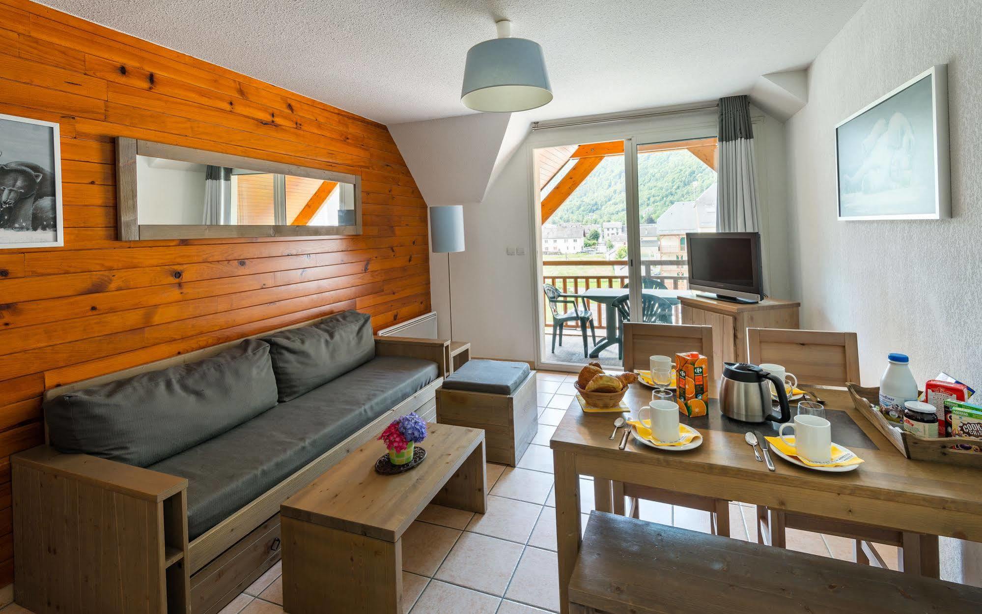 Lagrange Vacances Le Belvedere Saint-Mamet Екстер'єр фото